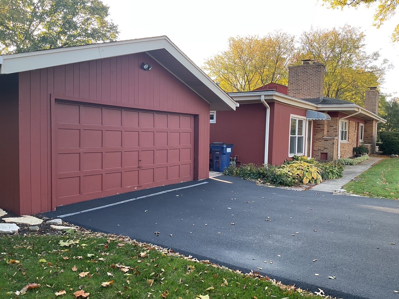Overdoors of Illinois Before and After Residential Garage Doors2