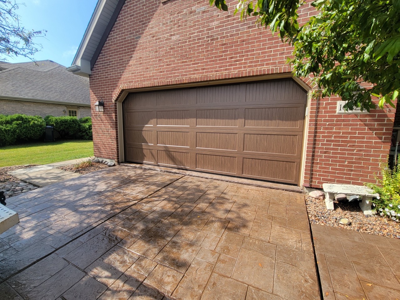 Overdoors of Illinois Residential Garage Doors11