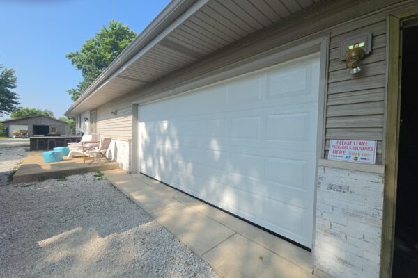New Door Resi 5 Outside Collin Yenerich Large