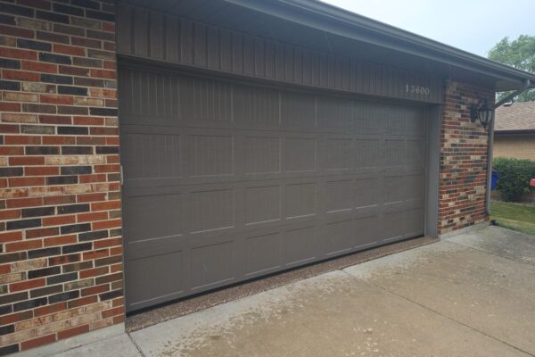 New Haas Door Resi 700 Series Ribbed Short Panel, Bronze Collin Yenerich Large